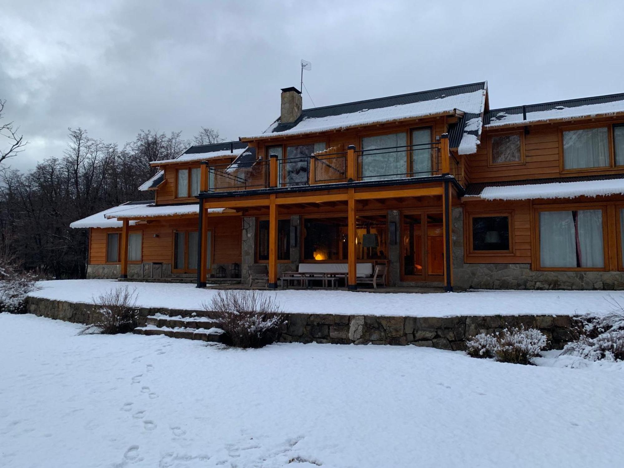 Rio Hermoso Hotel De Montana San Martín de los Andes Екстериор снимка